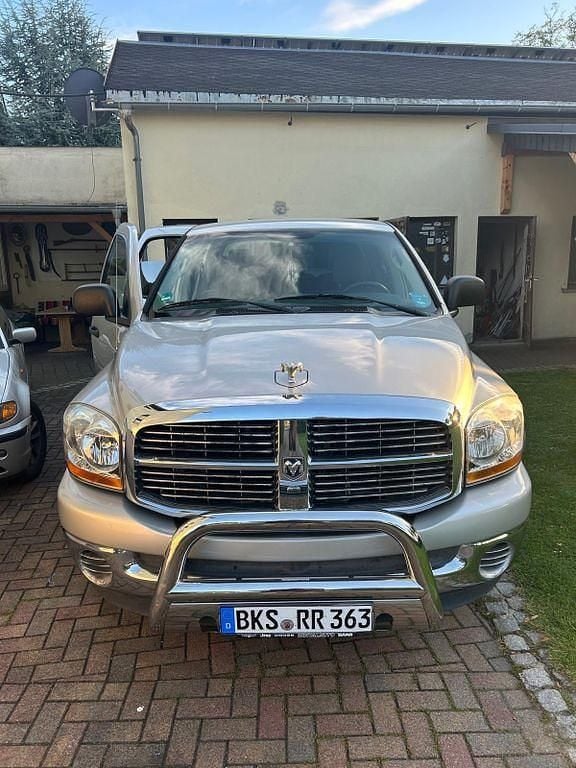 Second-hand Dodge Ram 345 CP (253 kW) 2006 Pickup
