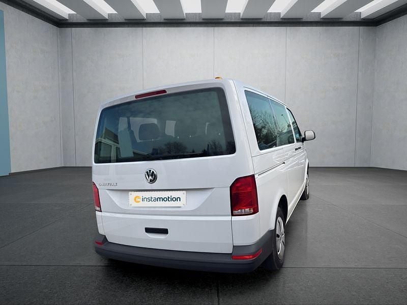 Gebraucht VW Caravelle 110 PS (80 kW) 2021 Weiß Van / Kleinbus