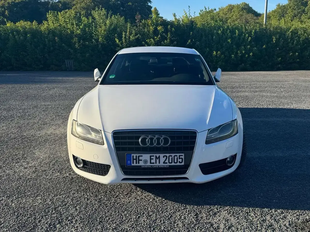 Gebraucht Audi A5 S-Line 143 PS (105 kW) 2011 Weiß Coupé