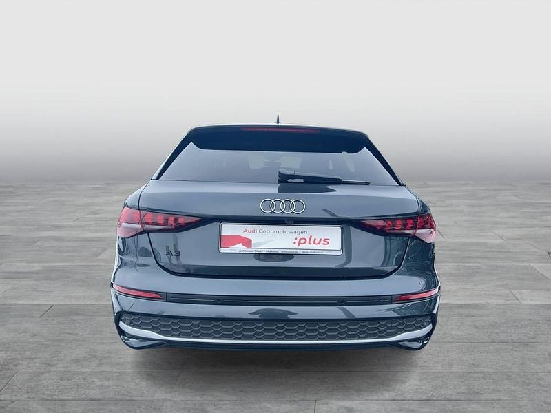 Gebraucht Audi A3 Sport 116 PS (85 kW) 2025 Manhattangrau metallic Limousine