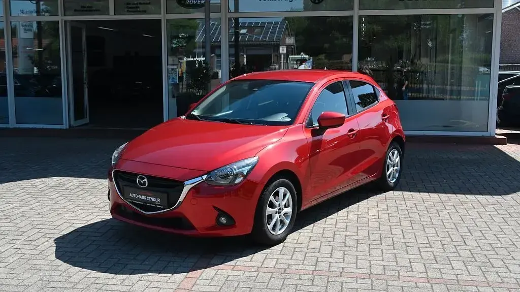 Gebraucht Mazda 2 Nakama 90 PS (66 kW) 2016 Rot Limousine