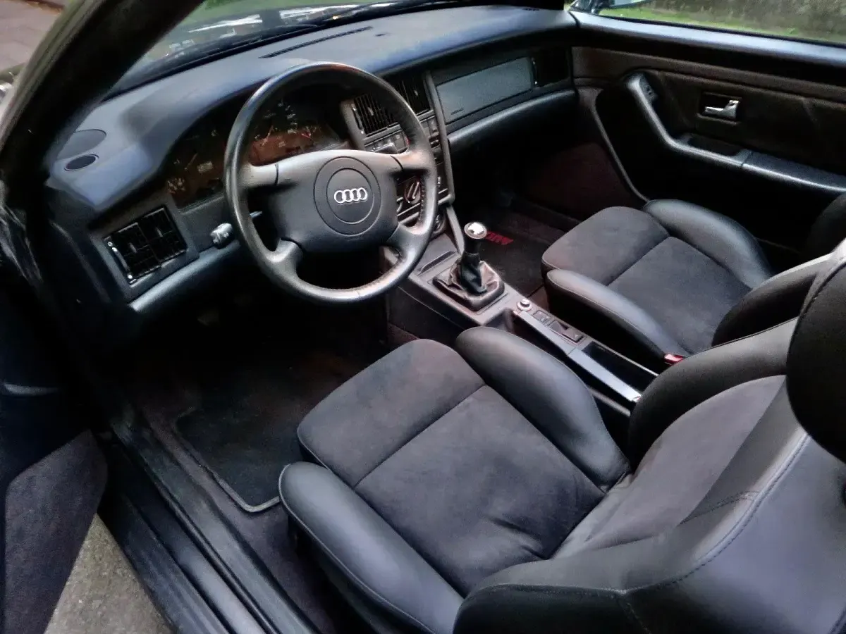 Gebraucht Audi 80 Design 116 PS (85 kW) 1998 Schwarz Cabrio