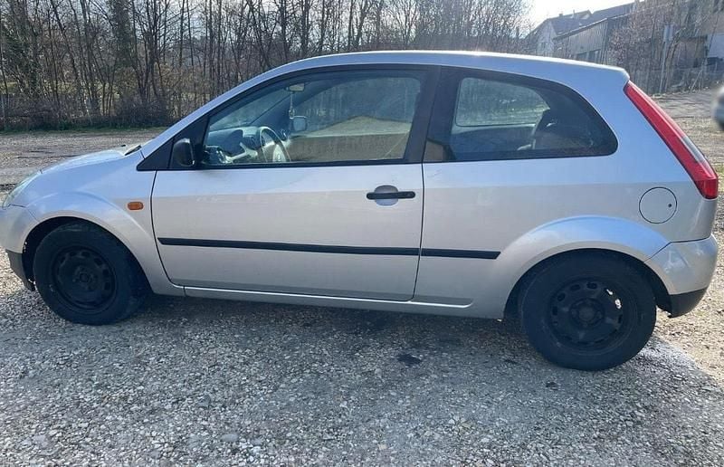 Gebraucht Ford Fiesta 60 PS (44 kW) 2004 Kleinwagen
