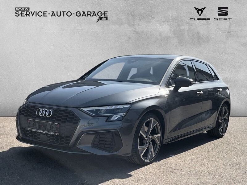 Grau Gebraucht 2020 Audi A3 Sportback S-Line Kleinwagen | 21.900 € (Etwas zu teuer) - Bild 1/4
