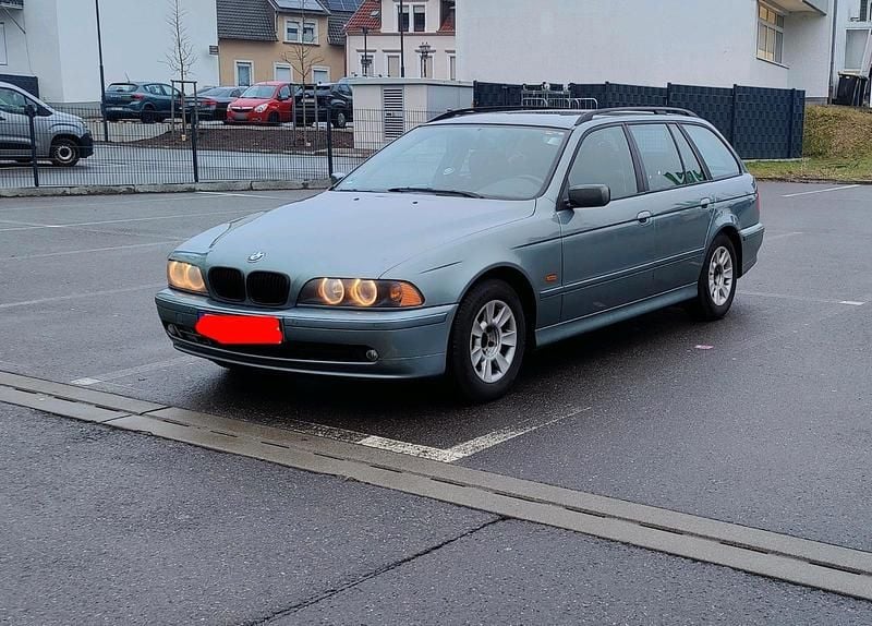 Gebraucht BMW 525 192 PS (141 kW) 2003 Kombi