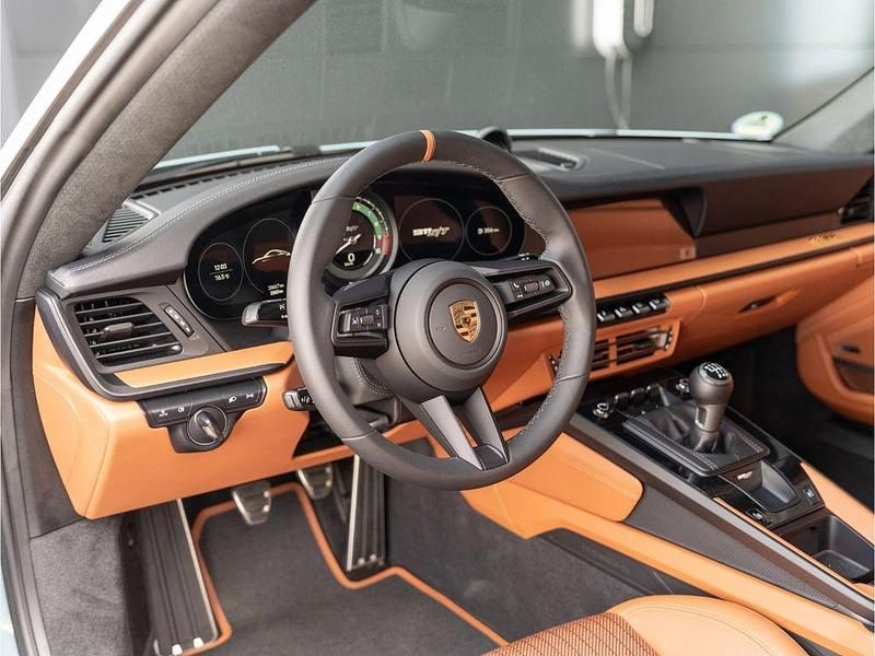 Gebraucht Porsche 992 Chrono 525 PS (386 kW) 2024 Blau Coupé