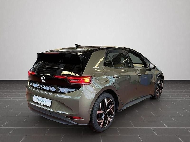 Gebraucht VW ID.3 Pro 169 kW (231 PS) 2026 Dark olivine green metallic / Kleinwagen