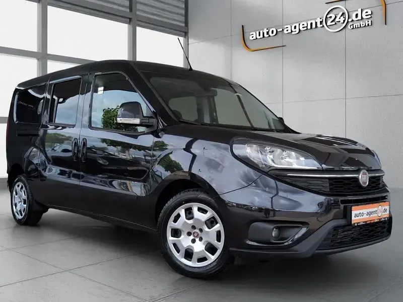 Gebraucht Fiat Doblò 120 PS (88 kW) 2022 Van / Kleinbus