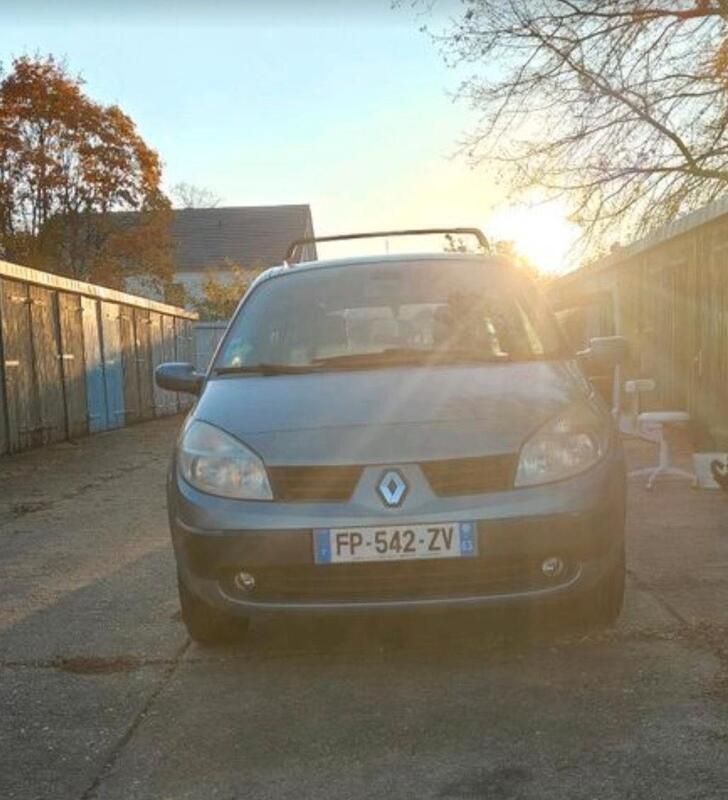 Blau Gebraucht 2006 Renault Scénic II Van / Kleinbus | 2.000 € (Fairer Preis) - Bild 1/4