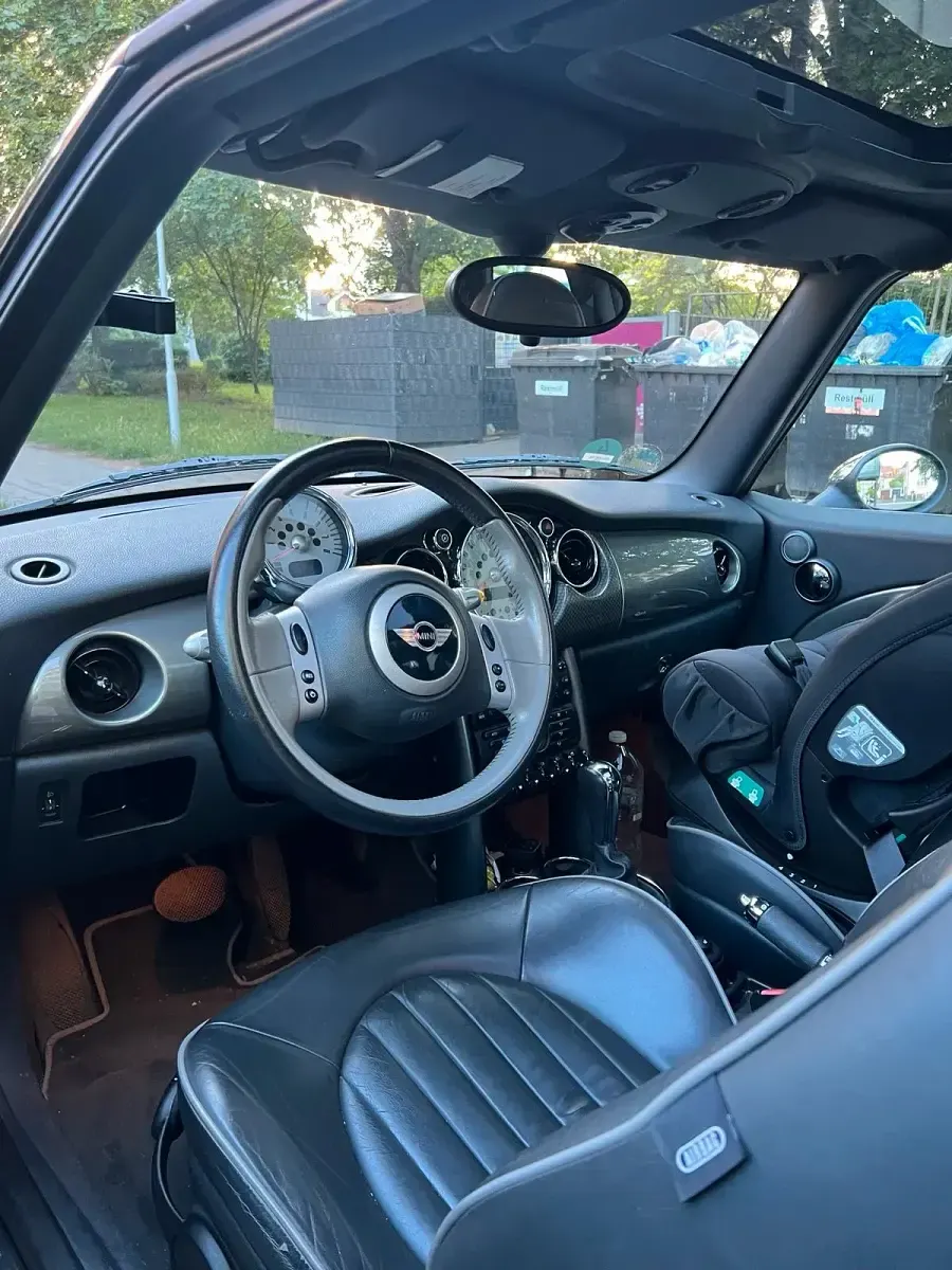 Käytetty Mini Cooper 116 HP (85 kW) 2006 Ruskea Viistoperä