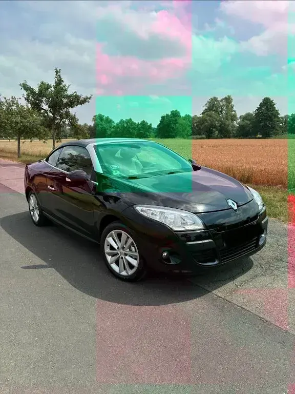Gebraucht Renault Mégane Cabriolet Dynamique 131 PS (96 kW) 2011 Schwarz Cabrio