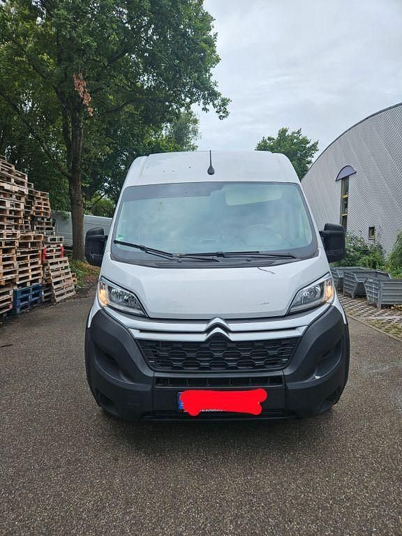 Weiß Gebraucht 2023 Citroën Jumper Van / Kleinbus | 13.800 € (Superpreis) - Bild 1/4