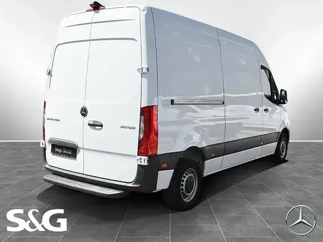 Gebraucht Mercedes Sprinter 150 PS (110 kW) 2023 Andere Van