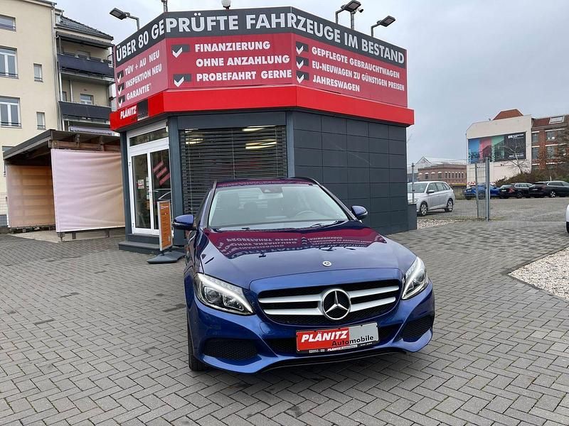 Brillantblau Gebraucht 2017 Mercedes C180 Kombi | 16.999 € (Fairer Preis) - Bild 1/4