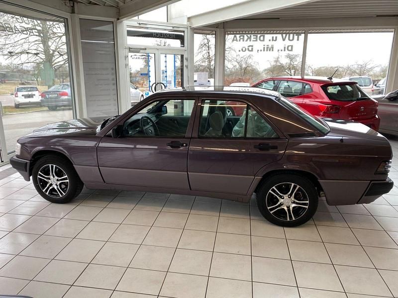 Gebraucht Mercedes 190 109 PS (80 kW) 1991 Bornit 481 Limousine