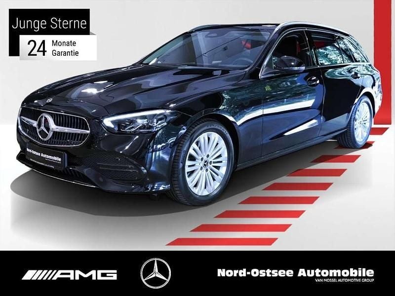 Metalliclack obsidianschwarz Gebraucht 2024 Mercedes C180 Avantgarde Kombi | 33.490 € (Guter Preis) - Bild 1/4