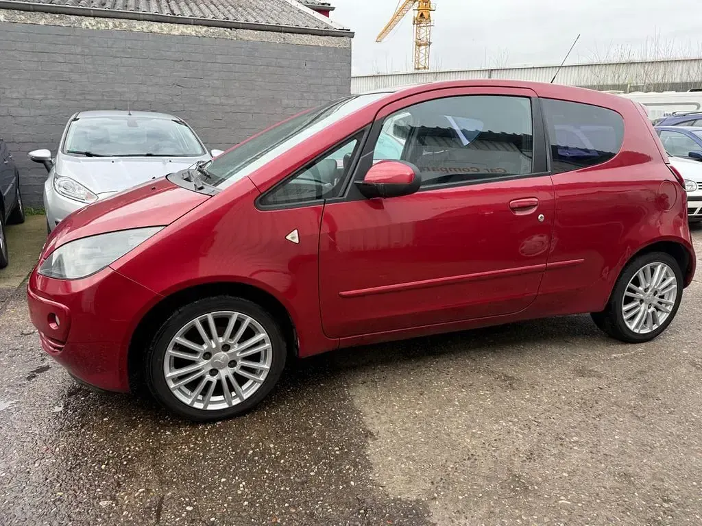 Gebraucht Mitsubishi Colt Motion 95 PS (69 kW) 2008 Rot
