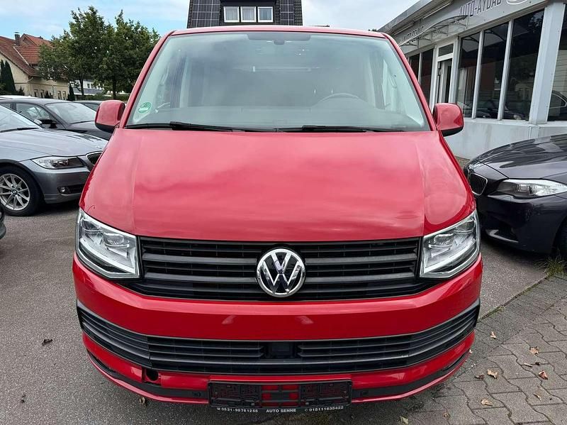 Gebraucht VW Multivan Generation Six 204 PS (150 kW) 2016 Kirschrot Van