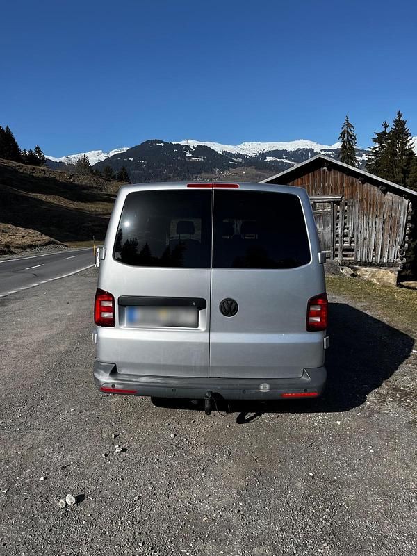 Gebraucht VW Transporter 140 PS (102 kW) 2012 Silber Van