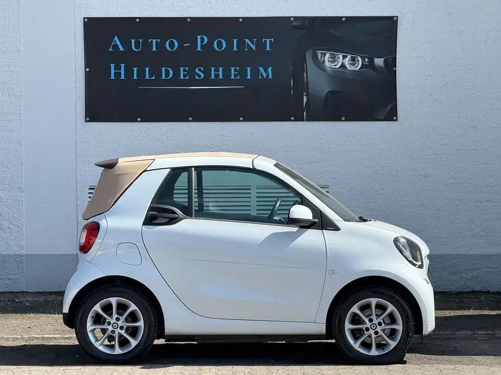 Gebraucht Smart ForTwo Cabrio 71 PS (52 kW) 2019 Weiß Cabrio