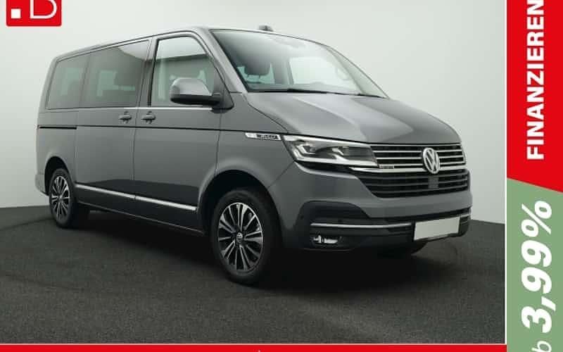 Grau Gebraucht 2023 VW Multivan Comfortline Van / Kleinbus | 62.950 € (Teuer) - Bild 1/4