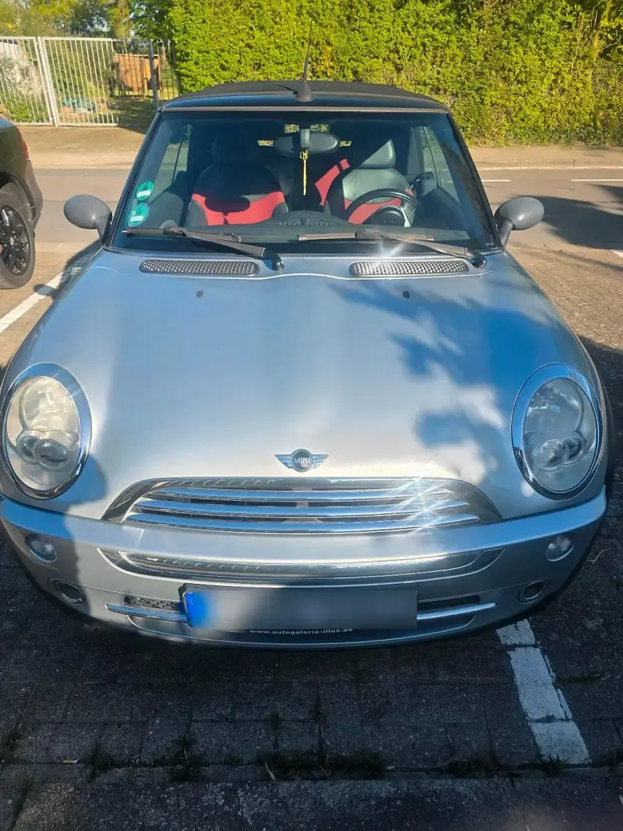 Second-hand Mini Cooper Cabriolet 105 CP (77 kW) 2004 Argintiu Cabrio