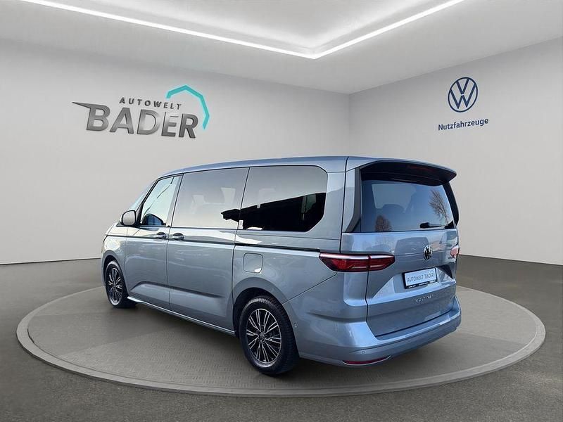 Gebraucht VW Multivan Life 150 PS (110 kW) 2024 Silber Van
