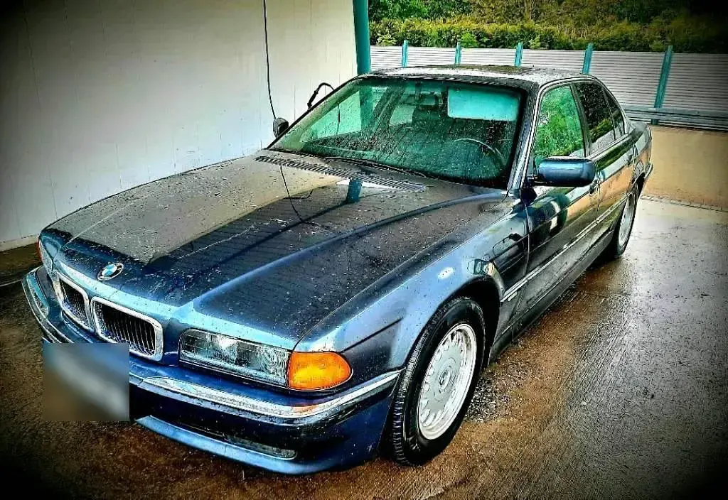 Gebraucht BMW 728 193 PS (141 kW) 1997 Grau Limousine