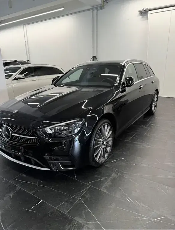 Usata Mercedes E400 AMG 330 CV (242 kW) 2021 Nero Berlina