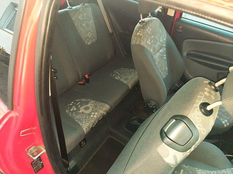 Gebraucht Ford Ka Trend 69 PS (50 kW) 2013 Rot Kleinwagen