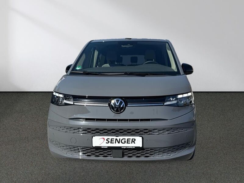 Gebraucht VW T7 150 PS (110 kW) 2024 Grau Van