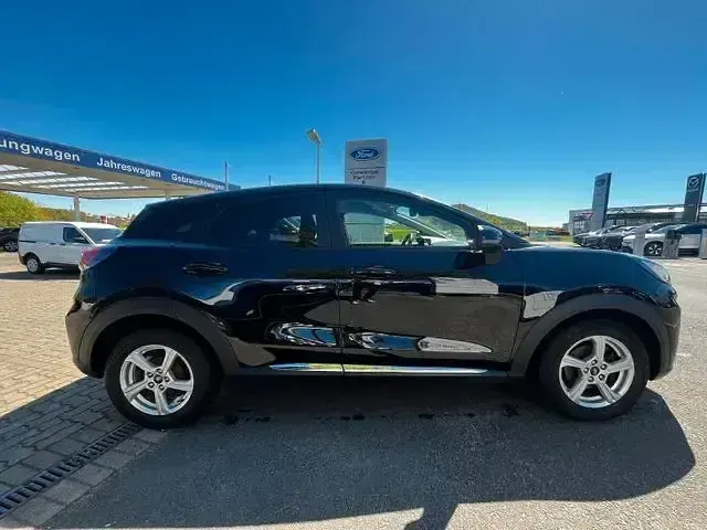 Używany Ford Puma Titanium 125 KM (91 kW) 2022 Czarny SUV