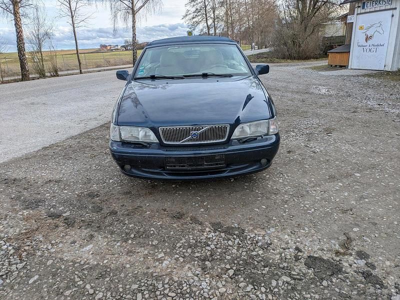 Gebraucht Volvo C70 163 PS (119 kW) 2001 Blau Cabrio