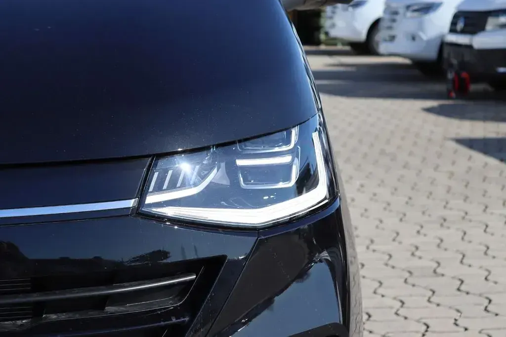 Neu VW Caravelle Style 170 PS (125 kW) 2026 Schwarz Van