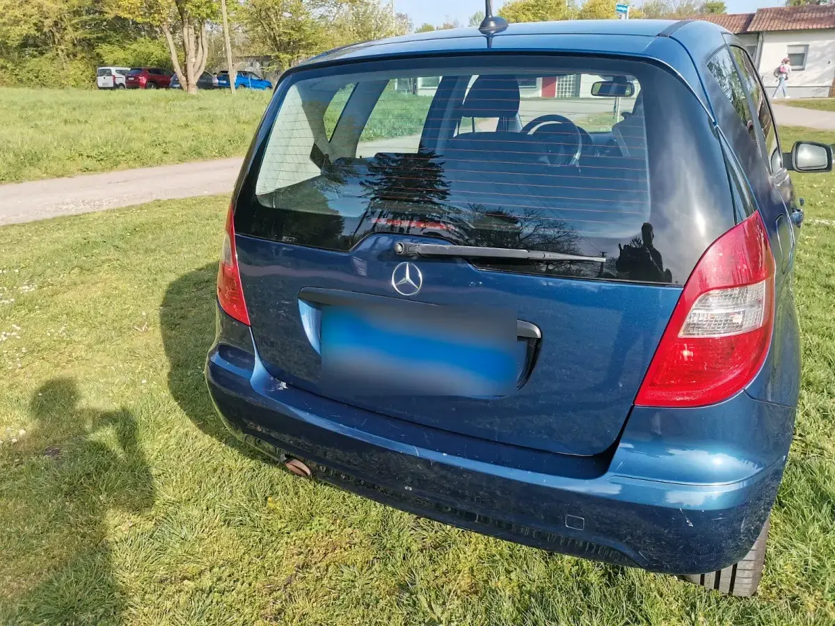 Gebraucht Mercedes A160 95 PS (69 kW) 2010 Blau Van / Kleinbus