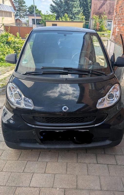 Schwarz Gebraucht 2011 Smart ForTwo Coupé Kleinwagen | 4.000 € (Guter Preis) - Bild 1/4