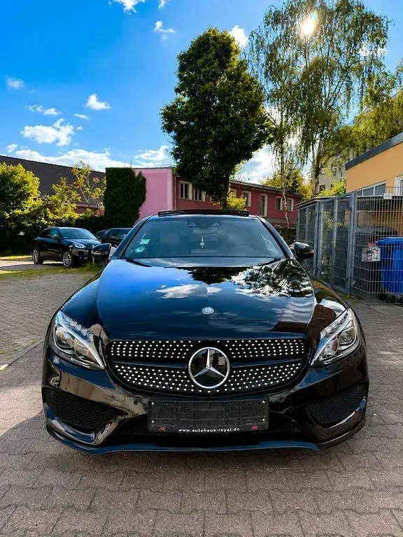 Gebraucht Mercedes C200 AMG 184 PS (135 kW) 2016 Schwarz Coupé