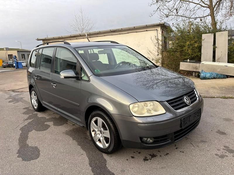 Gebraucht VW Touran 140 PS (102 kW) 2004 Grau Van / Kleinbus