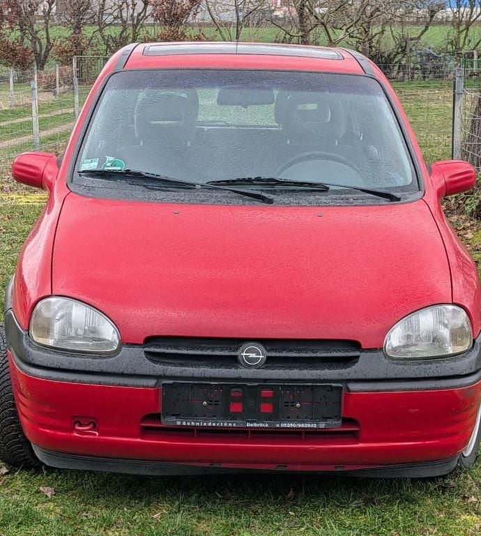 Gebraucht Opel Corsa 45 PS (33 kW) 1997 Rot Kleinwagen