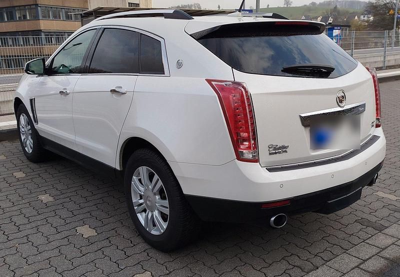 Gebraucht Cadillac SRX 318 PS (233 kW) 2015 Weiß SUV