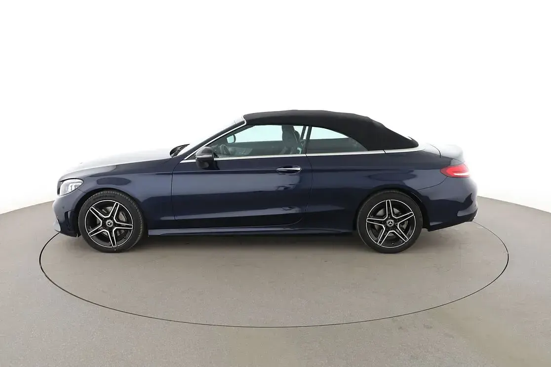 Gebraucht Mercedes C200 AMG line 184 PS (135 kW) 2020 Blau Cabrio