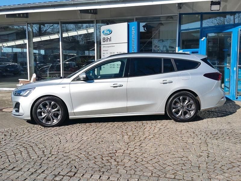 Gebraucht Ford Focus ST-Line 116 PS (85 kW) 2025 Silber Limousine