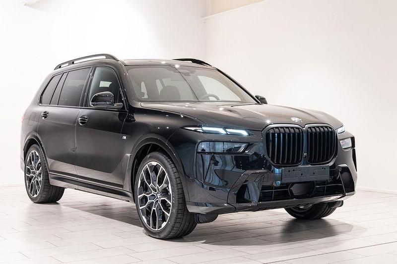 Schwarz Neu 2025 BMW X7 M Sport SUV | 123.641 € (Teuer) - Bild 1/4