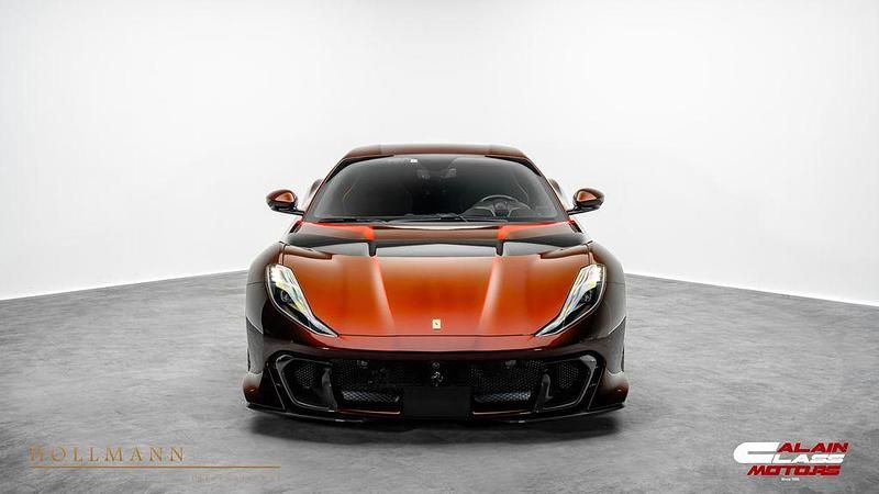 Neu Ferrari 812 829 PS (609 kW) 2026 Rot Coupé