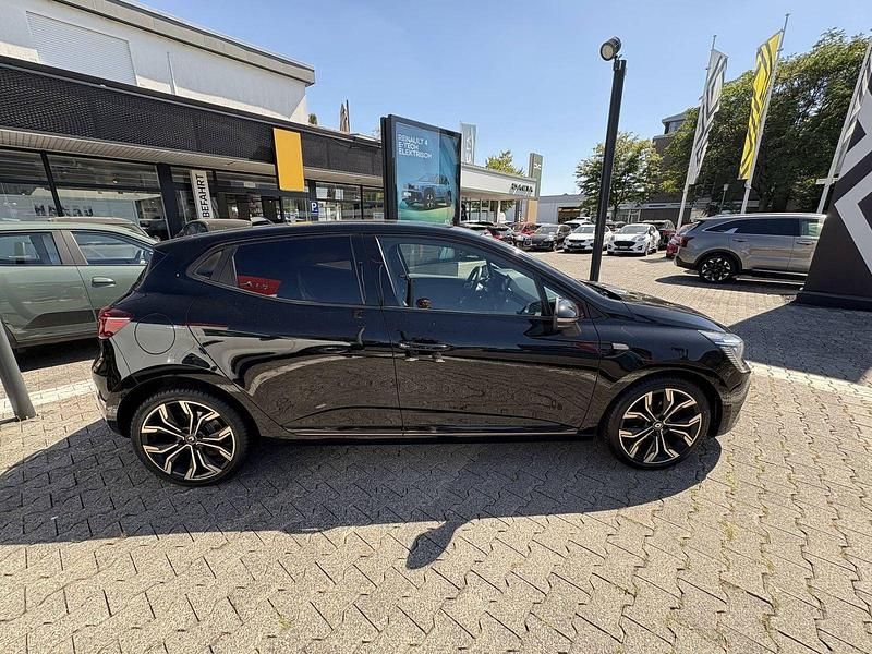 Gebraucht Renault Clio V 91 PS (66 kW) 2022 Schwarz Limousine