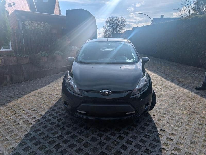 Gebraucht Ford Fiesta Trend 60 PS (44 kW) 2009 Schwarz Kleinwagen