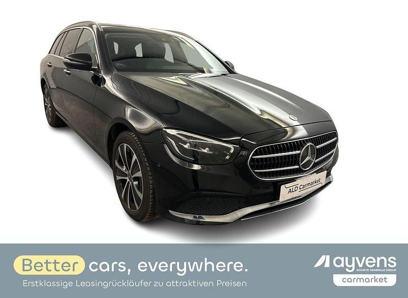 Schwarz Gebraucht 2022 Mercedes E300 Avantgarde Limousine | 34.480 € (Fairer Preis) - Bild 1/4