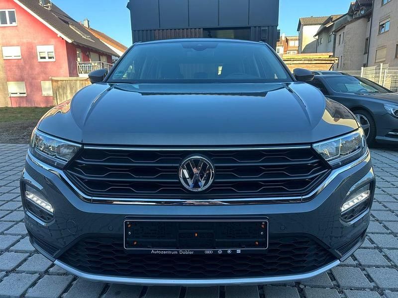 Gebraucht VW T-Roc Style 150 PS (110 kW) 2020 Grau SUV