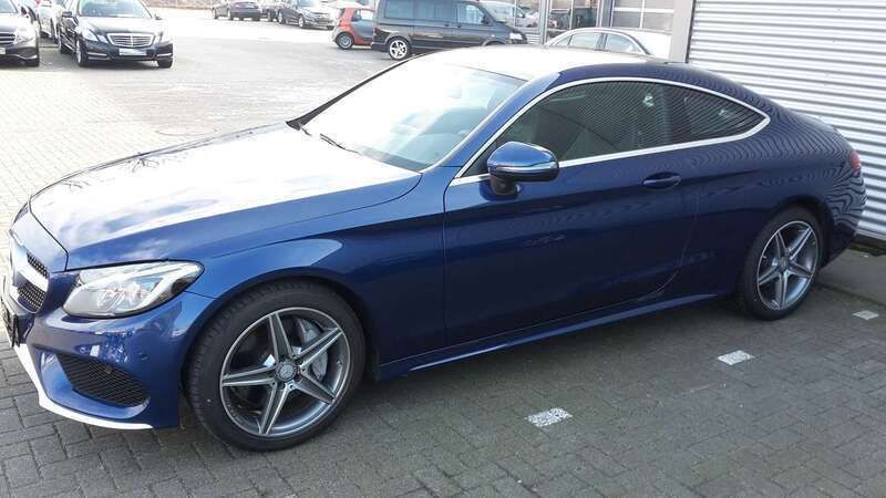 Blau Gebraucht 2016 Mercedes C200 AMG line Plus Coupé | 22.500 € (Fairer Preis) - Bild 1/2
