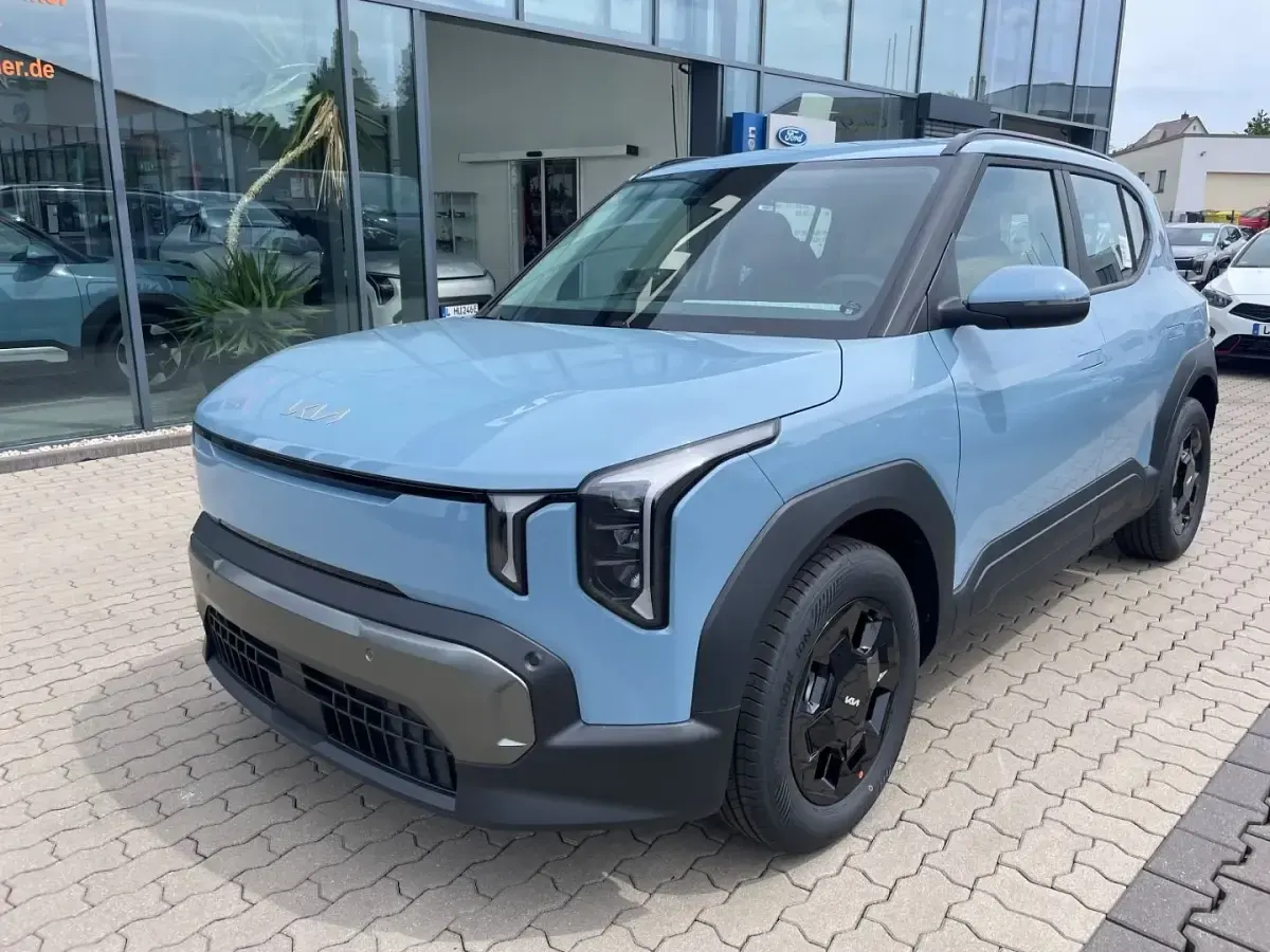 Neu Kia EV2 Air 108 kW (147 PS) 2026 Frostblau SUV